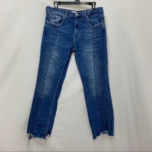🌟LAST CHANCE 🌟 Zara Denim Blue Jeans Frayed Bottom